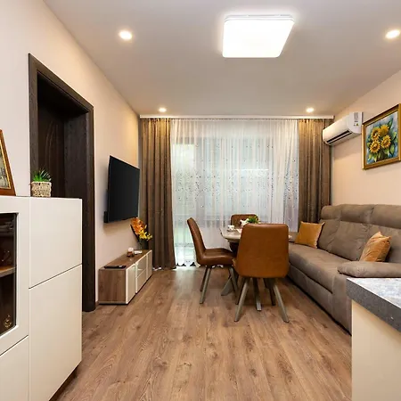 Апартамент Comfortable Family-friendly 2bd With Terrace By Flat Manаger