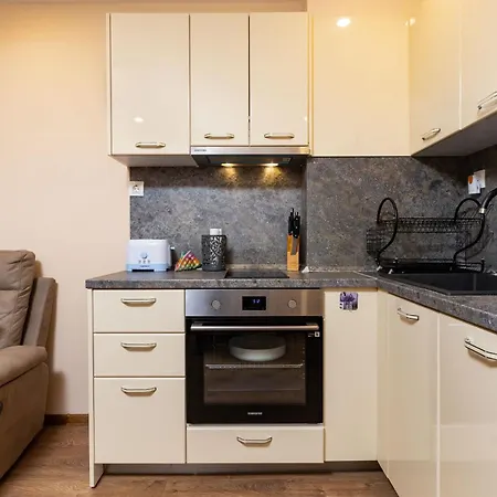 Апартамент Comfortable Family-friendly 2bd With Terrace By Flat Manаger *