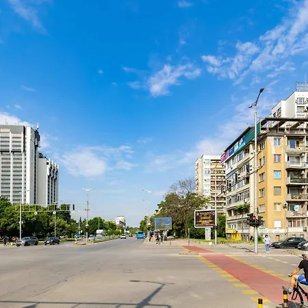 Comfortable Family-friendly 2bd With Terrace By Flat Manаger Пловдив
