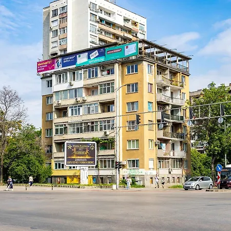 Comfortable Family-friendly 2bd With Terrace By Flat Manаger * Пловдив